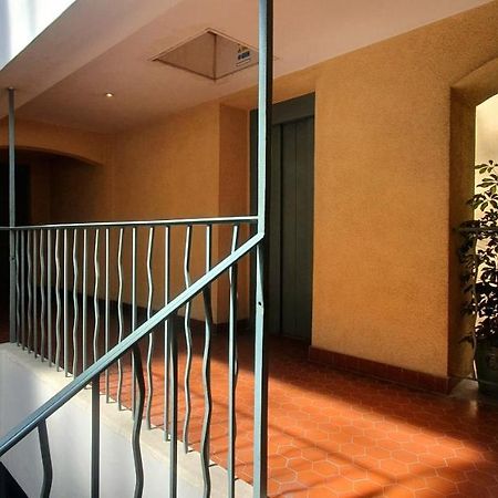 Chambre D'Hotes Sde, Wc Prive Climatise Dans Loft 80M2 Espace Commun Avec Les Habitants Salon Et Cuisine Apartment ตูลง ภายนอก รูปภาพ