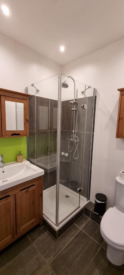 Chambre D'Hotes Sde, Wc Prive Climatise Dans Loft 80M2 Espace Commun Avec Les Habitants Salon Et Cuisine Apartment ตูลง ภายนอก รูปภาพ