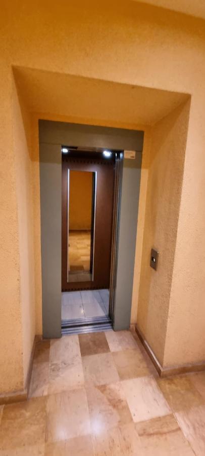 Chambre D'Hotes Sde, Wc Prive Climatise Dans Loft 80M2 Espace Commun Avec Les Habitants Salon Et Cuisine Apartment ตูลง ภายนอก รูปภาพ